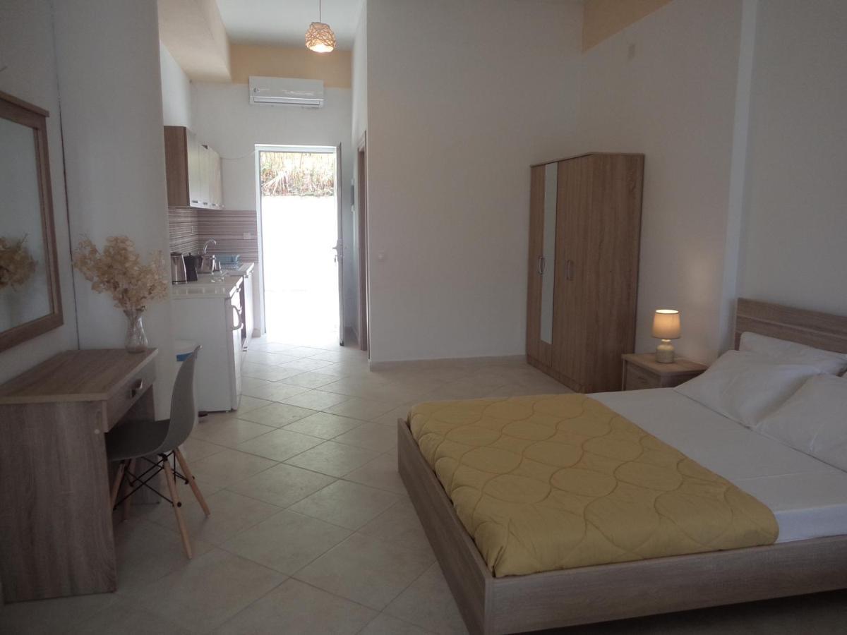 Katerina Apartments Near The Sea ลากานาส ภายนอก รูปภาพ