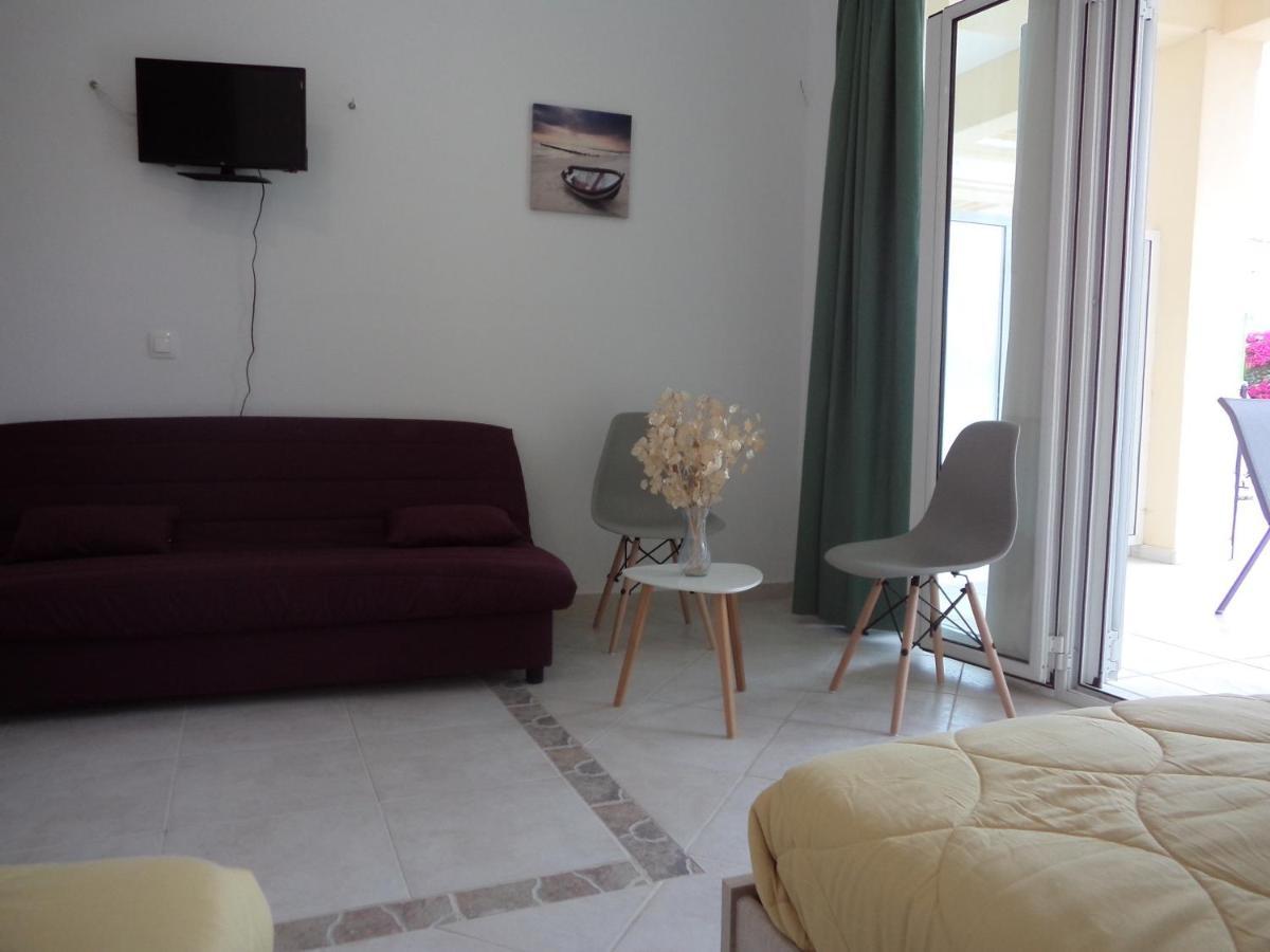 Katerina Apartments Near The Sea ลากานาส ภายนอก รูปภาพ